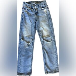 American Eagle Curvy Straight Ripped Jeans